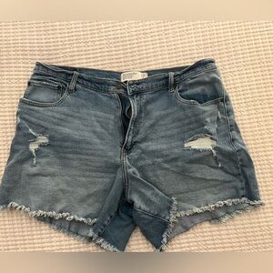 Abercrombie & Fitch high rise dad shorts